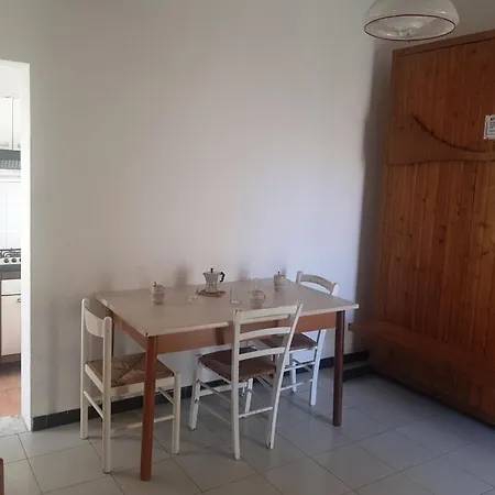 Trilocale In Baia Апартаменты